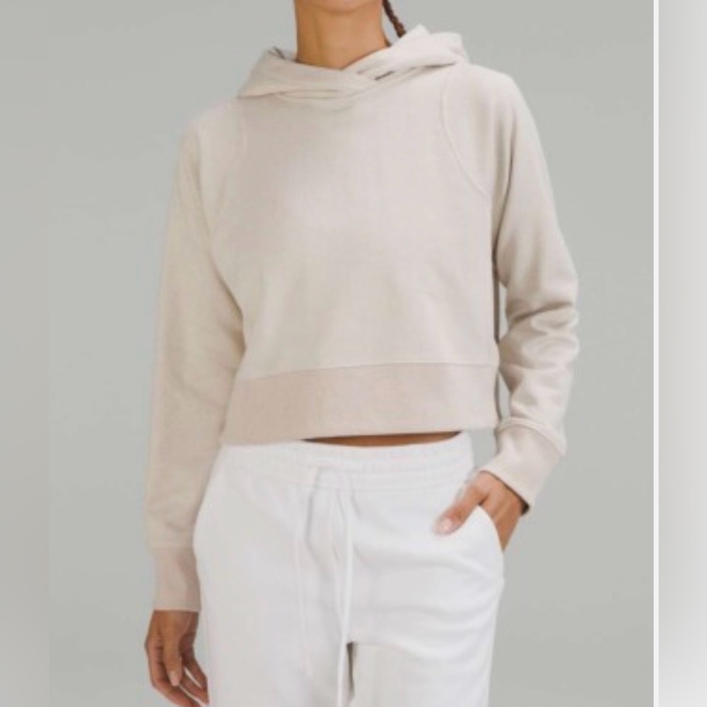 Lululemon 🍋 Loungeful cropped hoodie VGUC Bone ✨ sparkle color